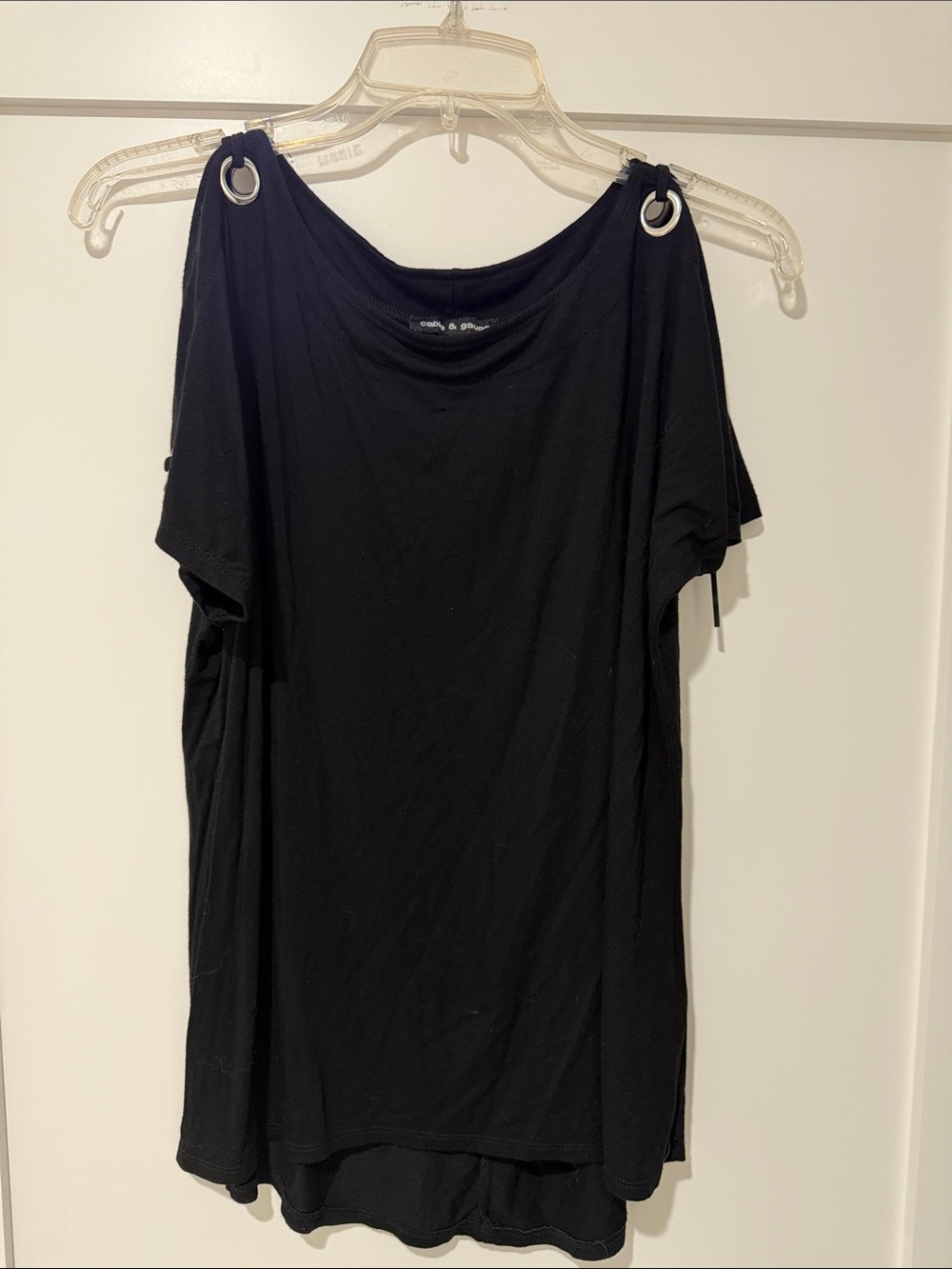 Vintage Women’s Black Women's Cold-Shoulder Ring-Detail Top Size Medium